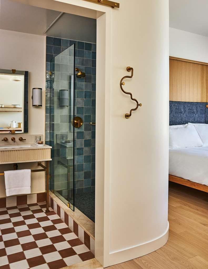 Alsace La 4* Los Angeles